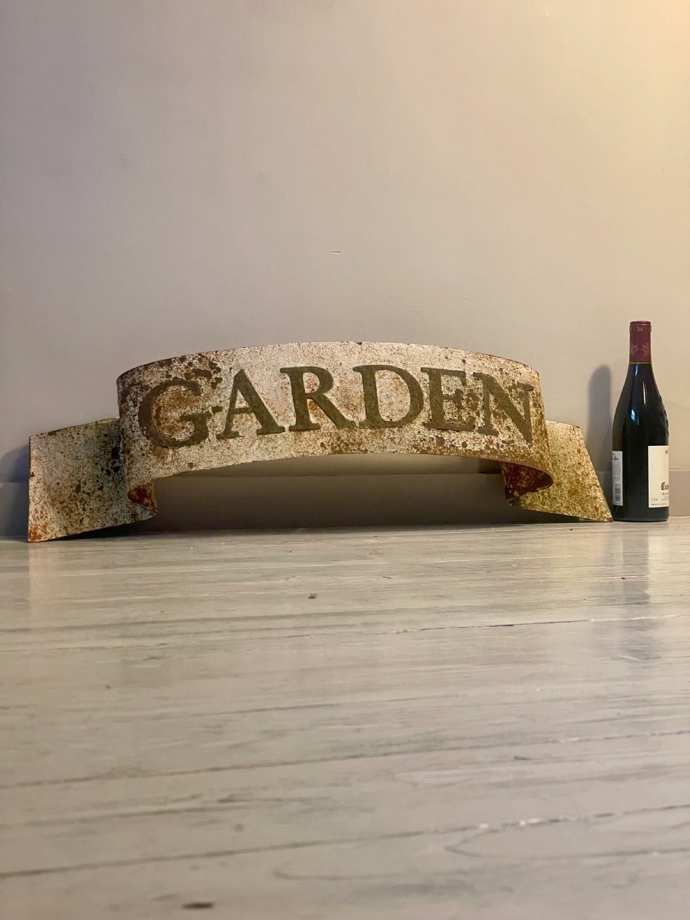 Painted wall-hanging sign View IX