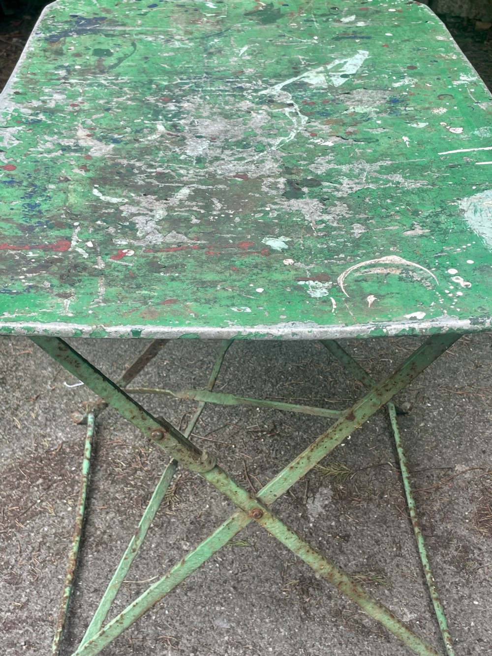 Painted garden table View VI