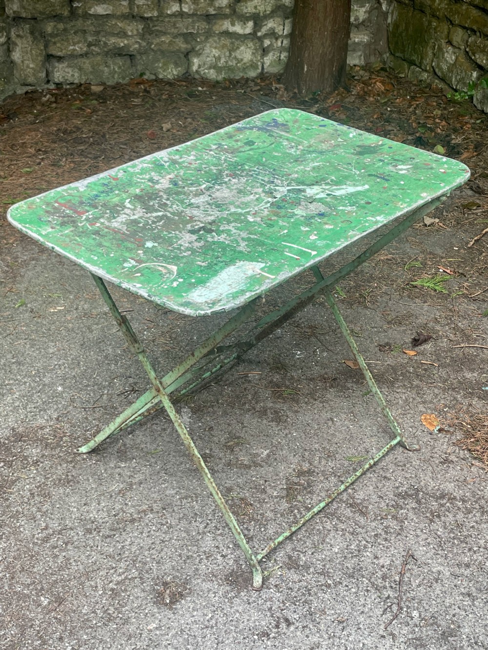 Painted garden table View VII