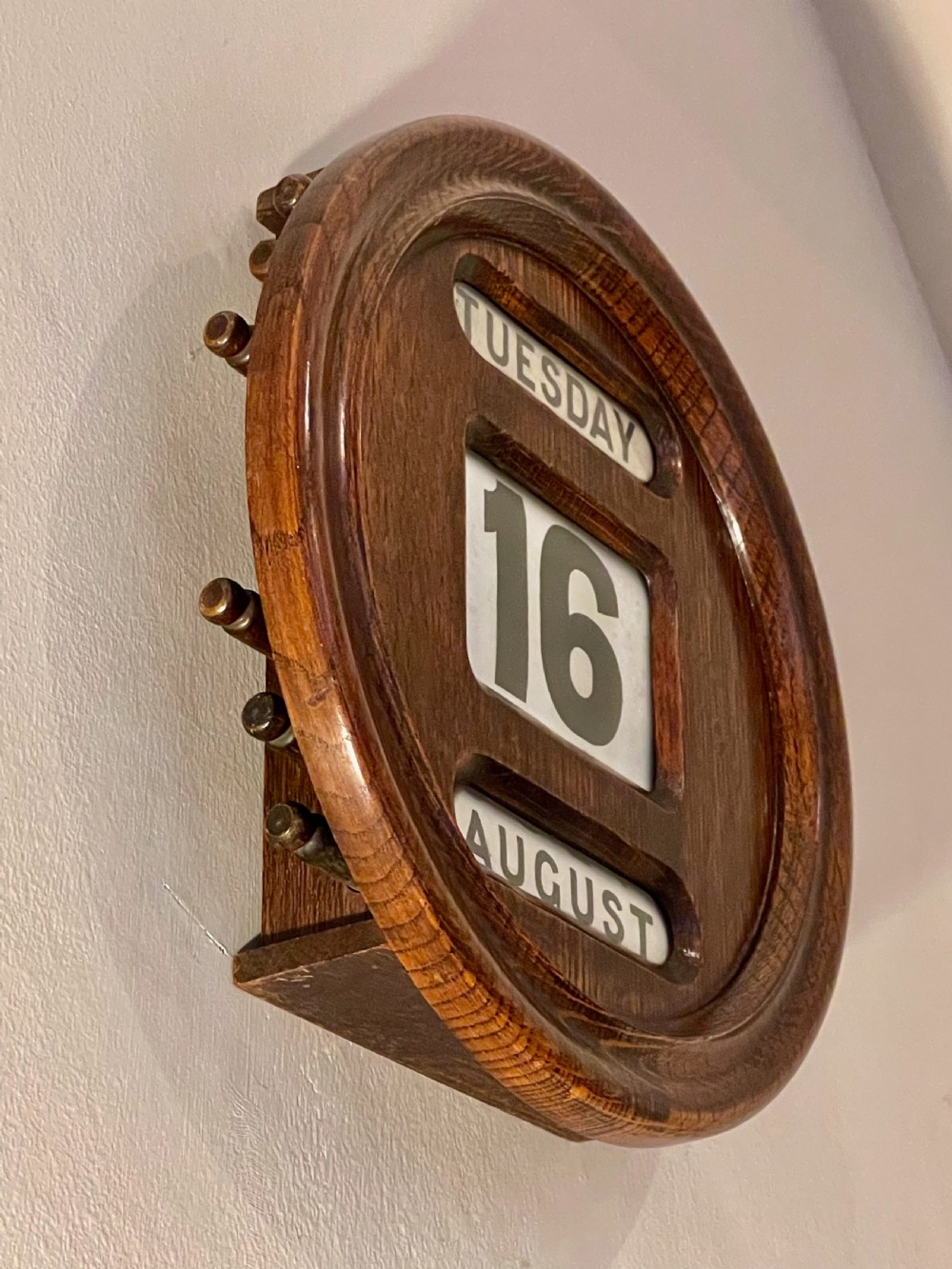 Perpetual Calendar View IV