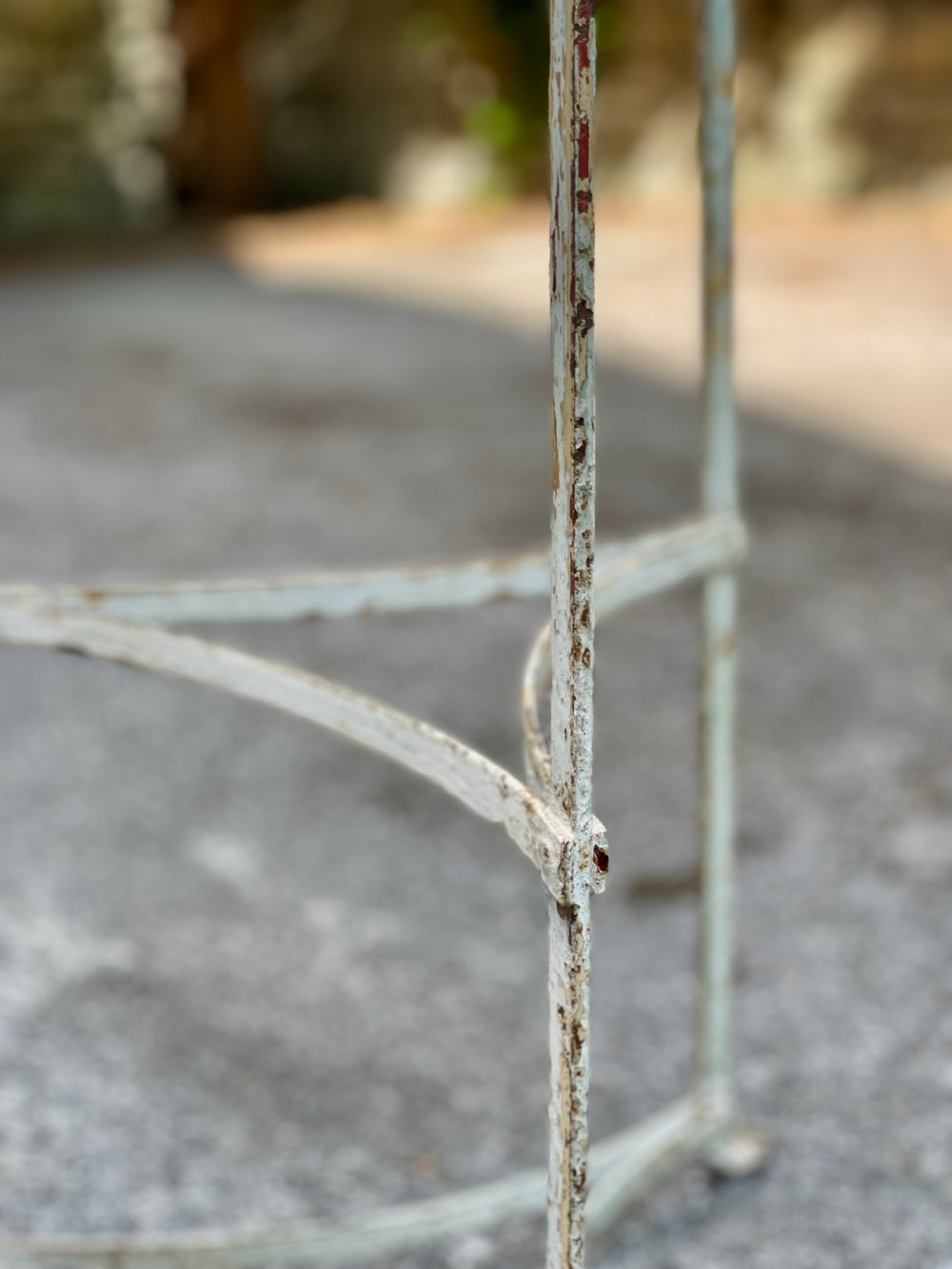 Pot stand or saucepan stand View XIII