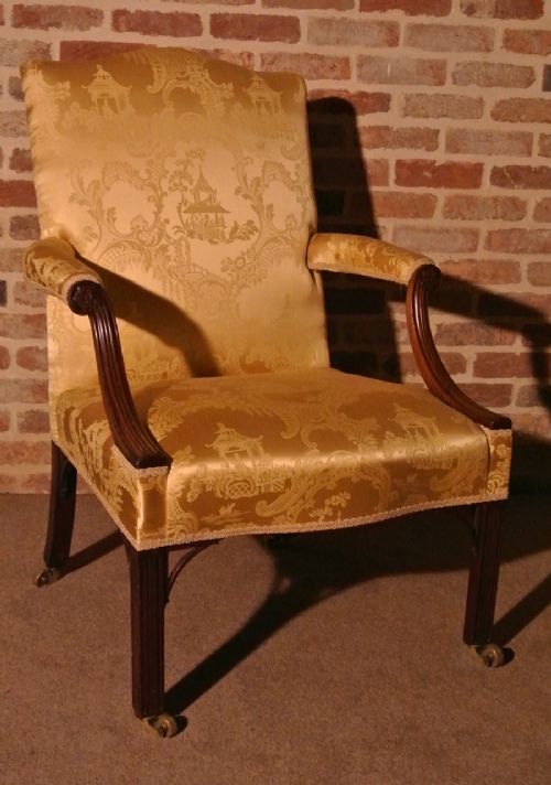 Exceptional George III Mahogany Gainsborough Chair C. 1760