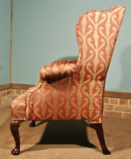 fig 2. George II Walnut Wing Armchair c. 1740