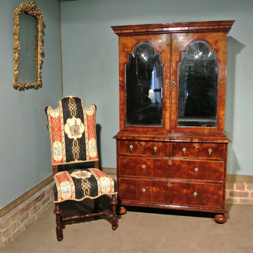 Exemplary William and Mary Burr Walnut Cabinet on Chest C. 1680