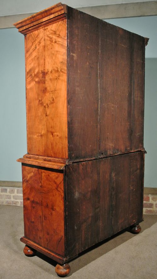 fig 4. Exemplary William and Mary Burr Walnut Cabinet on Chest c. 1680