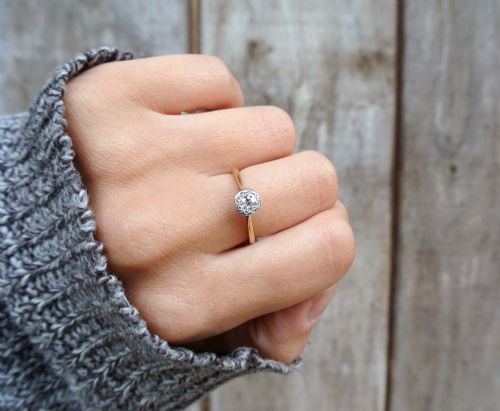 Stunning Victorian Platinum and 18ct Gold Diamond Solitaire Ring