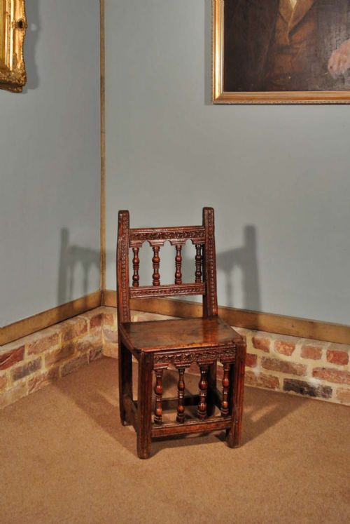 fig 1. Early 17th Century Walnut Child's Chair c. 1620