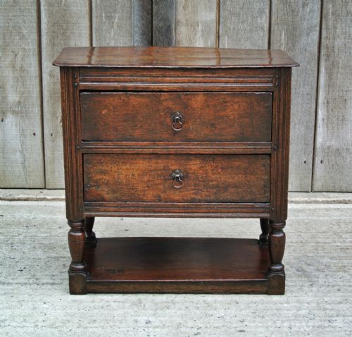 Small and Beautiful Elizabethan Oak Chest of Drawers