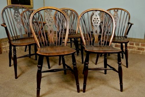 fig 1. Beautiful Set of Eight 18th Century Yew and Elm Wheel Back Windsor Chairs