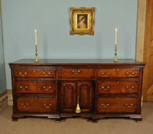 fig 2. Excellent Georgian Oak and Walnut Banded Dresser c. 1760