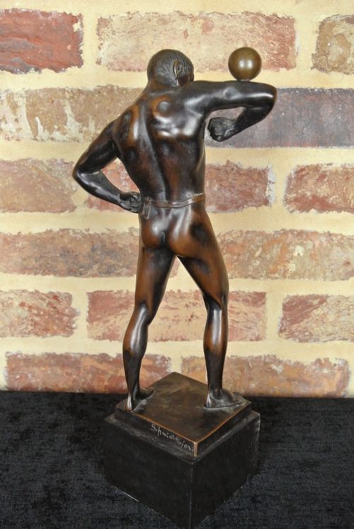 fig 3. High Quality Fine Bronze of An Athlete Signed Otto Schmidt-Hofer c. 1915