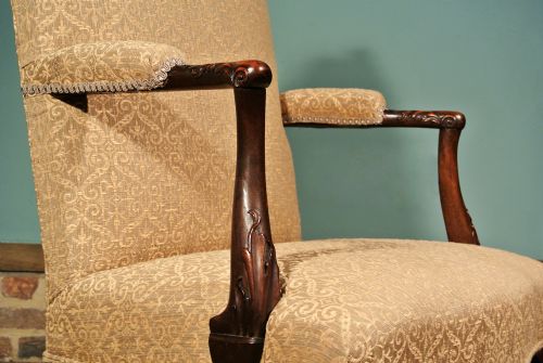 fig 3. Finest George II Mahogany Gentlemans Chair