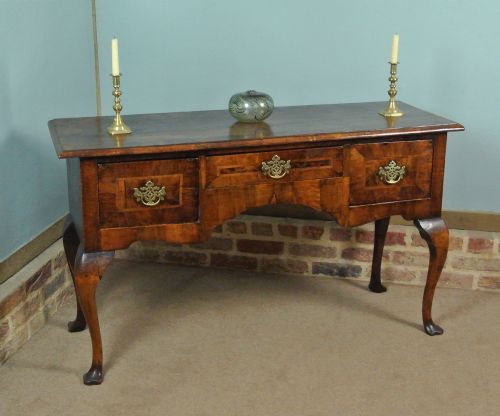 Superb Georgian Walnut Dresser with Trifid Feet C. 1740