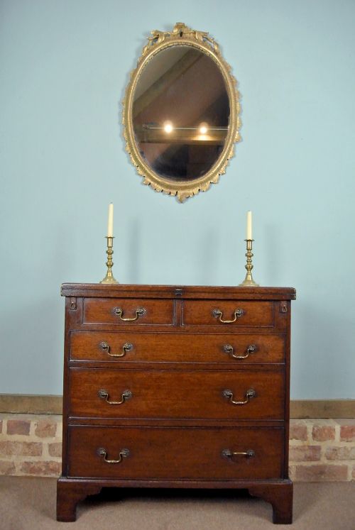 fig 1. Very Fine Georgian Giltwood Oval Mirror c. 1760