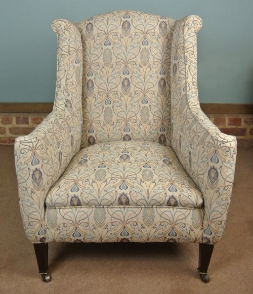 fig 2. A late Victorian Wingback In the manner of Gillows of Lancaster and London c. 1890