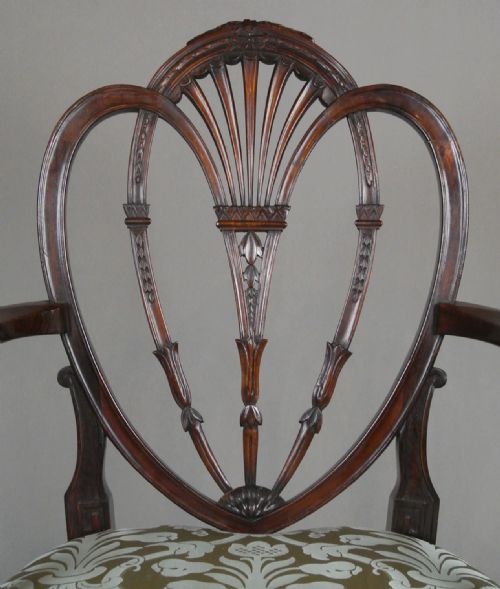 fig 2. Extremely Fine George III Hepplewhite Shield Backed Chair c. 1780