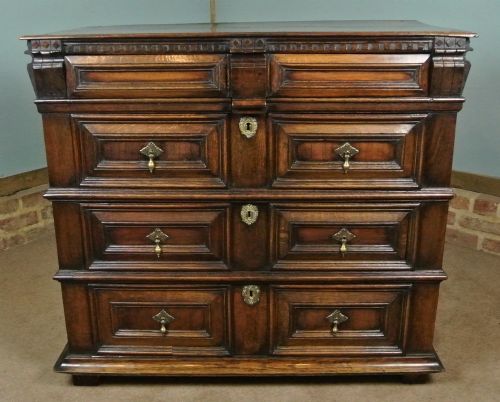 Small 17th Century Welsh Oak Chest of Drawers C. 1670