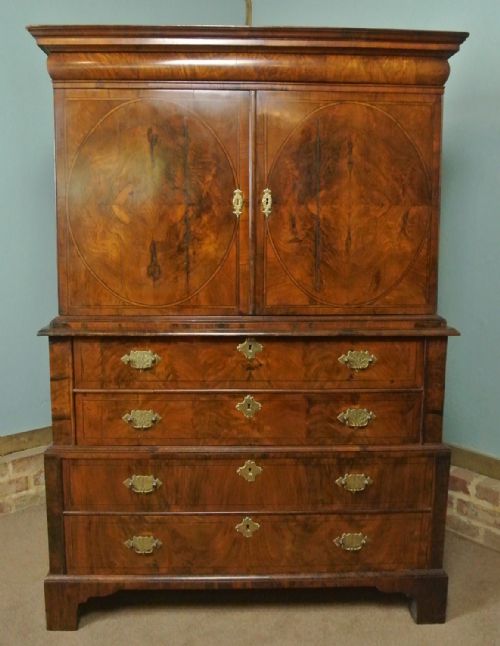 fig 2. Exemplary William and Mary Burr Walnut Cabinet on Chest c. 1680