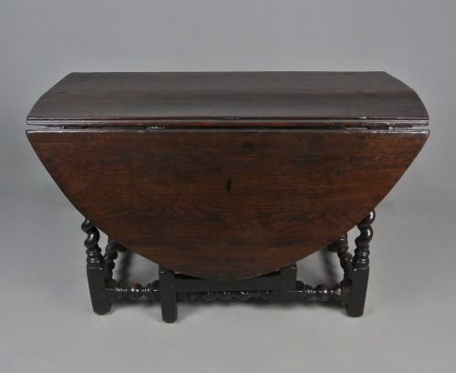 fig 2. Queen Anne Boarded Oak Drop Leaf Dining Table c. 1700