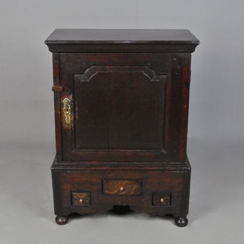 fig 1. 17th Century Welsh Oak Spice Cupboard c. 1680