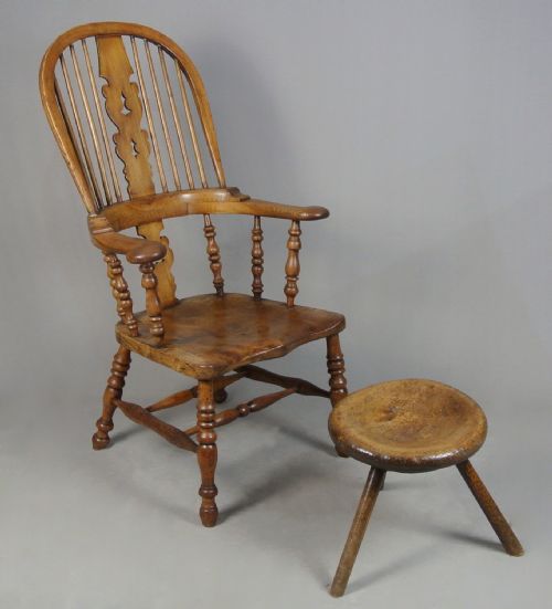 fig 1. Early 18th Century Primitive Welsh Sycamore Dish Topped Stool c. 1740