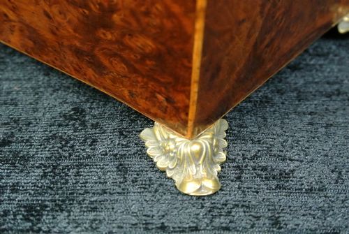 fig 2. Wonderful Crafted Georgian Burr Yew and Oak Jewellery Casket c. 1825