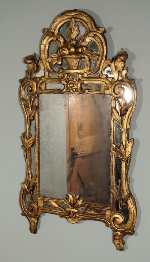 fig 2. Queen Anne Giltwood Mirror With Original Plates And Samuel Pepys Provenance