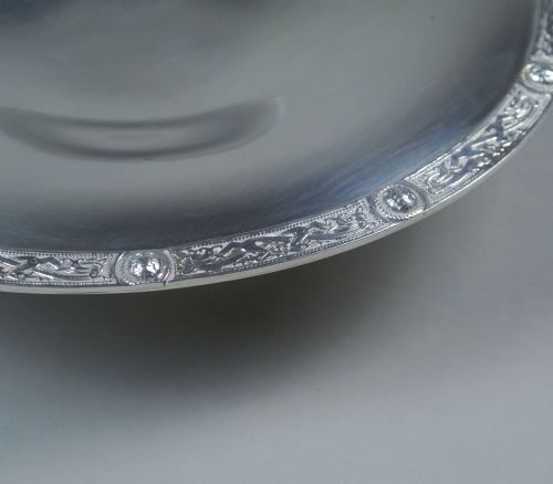 fig 3. Bon Bon Dish, London 1944 - Wakely & Wheeler