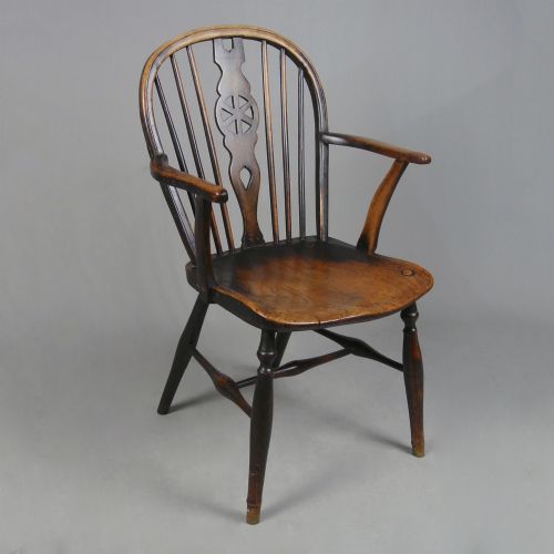 fig 2. Original High Wycombe Windsor Chair with Fabulous Colour c. 1780
