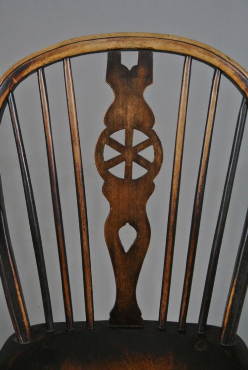fig 3. Original High Wycombe Windsor Chair with Fabulous Colour c. 1780