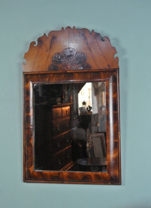 William and Mary Yew Wood Oyster Cushion Mirror C. 1690