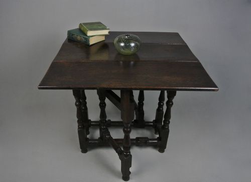 fig 2. Original Queen Anne Oak Small Supper Table with Provenance c. 1700