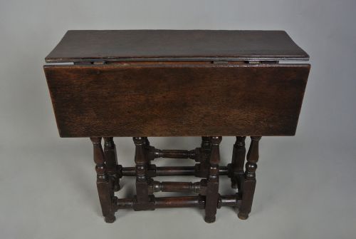 fig 4. Original Queen Anne Oak Small Supper Table with Provenance c. 1700