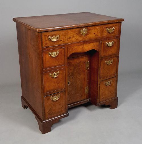 fig 2. Stunning Queen Anne Walnut Kneehole Desk with Original Hardware c. 1710