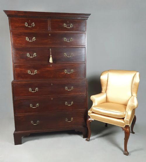fig 1. George III ‘Chippendale Pattern’ Chest on Chest c. 1760