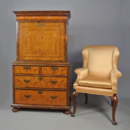 fig 1. Exquisite Queen Anne Mulberry and Walnut Scriptor c. 1700