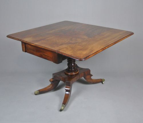 GEORGE III CUBAN MAHOGANY PEMBROKE TABLE C 1770 - ADDITIONAL PHOTO 3