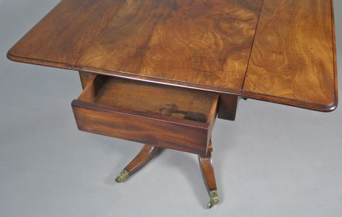 GEORGE III CUBAN MAHOGANY PEMBROKE TABLE C 1770 - ADDITIONAL PHOTO 5