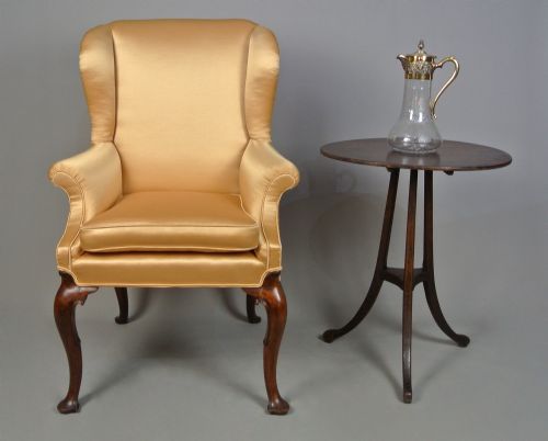 QUEEN ANNE DESIGN WALNUT WING ARMCHAIR C 1880 - ADDITIONAL PHOTO 2