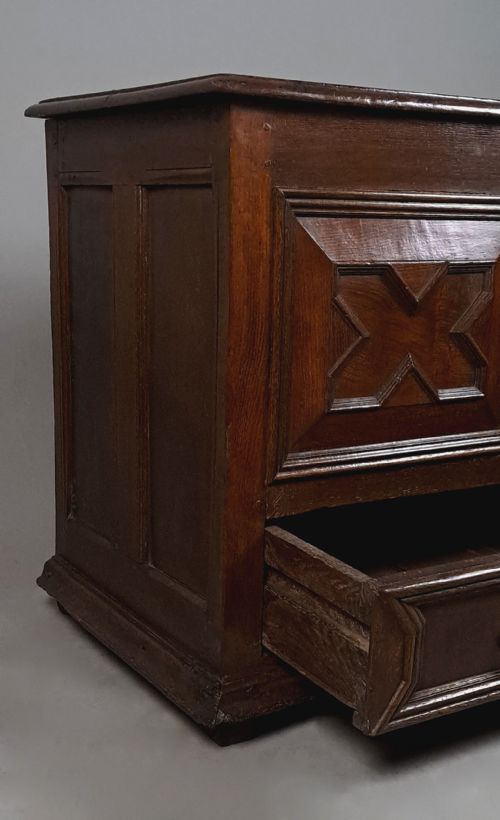 SIGNED ORIGINAL PERIOD CHARLES II OAK MULE CHEST C 1665 - ADDITIONAL PHOTO 4