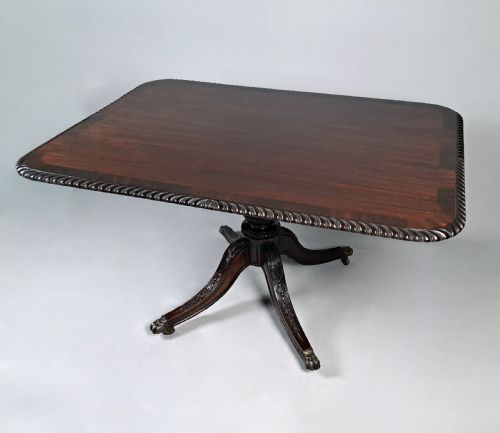 GILLOWS GEORGE III MAHOGANY DINING TABLE C 1790