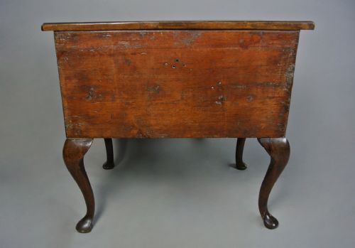 FINE GEORGE I WALNUT LOWBOY C 1730 - ADDITIONAL PHOTO 4