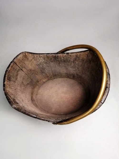 RARE GEORGIAN BRASS BANDED COAL BUCKET C 1750 - ADDITIONAL PHOTO 4