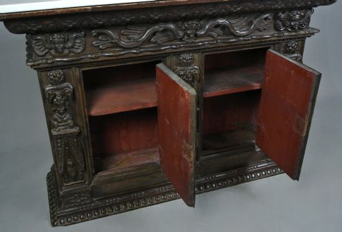 17TH CENTURY FIGURAL CARVED OAK LIVERY CUPBOARD - ADDITIONAL PHOTO 2