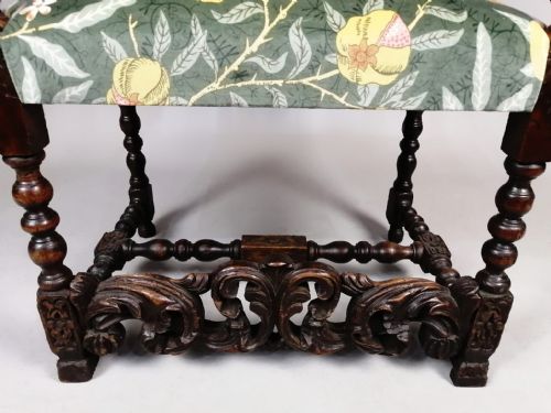 CAROLEAN SOLID WALNUT ARMCHAIR C 1670 - ADDITIONAL PHOTO 3