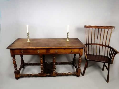 GEORGIAN WALNUT DRESSER SIDEBOARD WITH EARLIER WALNUT PANEL C 1820 - ADDITIONAL PHOTO 1