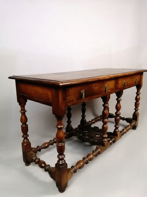 GEORGIAN WALNUT DRESSER SIDEBOARD WITH EARLIER WALNUT PANEL C 1820 - ADDITIONAL PHOTO 7