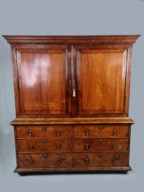 Exceptional Queen Anne Burr Walnut Press Cupboard C. 1700
