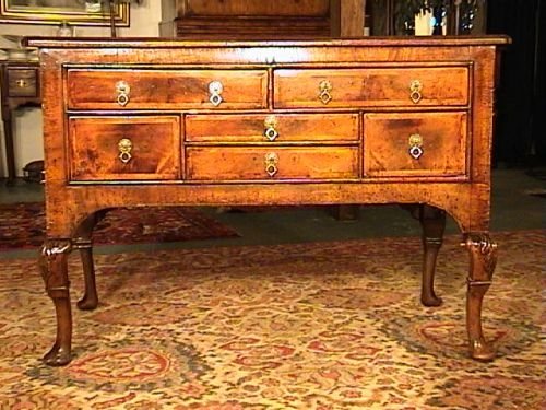 Exemplary Queen Anne Walnut Dressing Table C. 1710