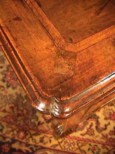fig 3. Exemplary Queen Anne Walnut Dressing Table c. 1710